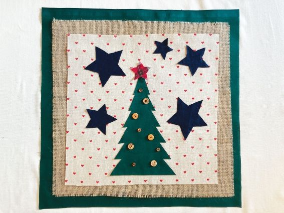 Sew 156 November 21 Christmas Cushion Sew 156 November 21 Christmas Cushion