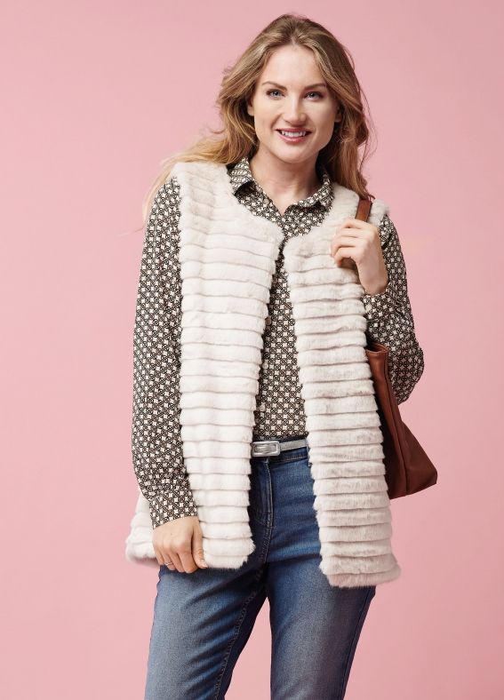 Sew 131 Dec 19 Julia Gilet Sew 131 Dec 19 Julia Gilet