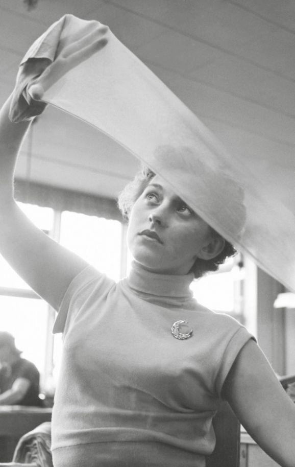 Call The Midwife! Your Wardrobe Is More 50s Than You Realise Call The Midwife! Your Wardrobe Is More 50s Than You Realise