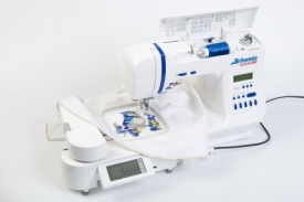 Britannia InStyle 200 With Embroidery Unit