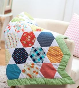 Honeycomb Moda Happy-Go-Lucky Hexagon Quilt Honeycomb Moda Happy-Go-Lucky Hexagon Quilt