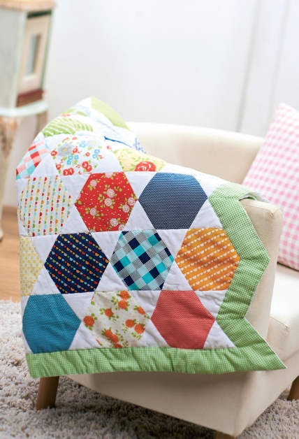 Honeycomb Moda Happy-Go-Lucky Hexagon Quilt