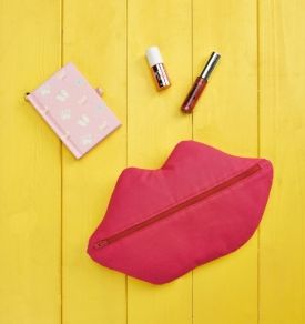 Kissable Clutch Kissable Clutch