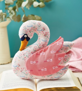 Easy Swan Toy