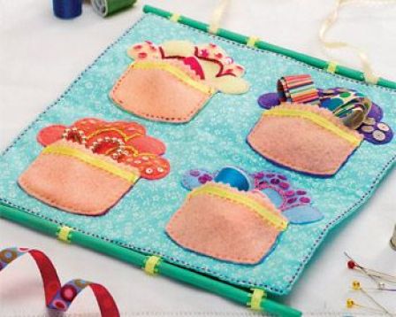 Applique Cupcake Wall Hanging