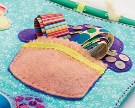 Applique Cupcake Wall Hanging
