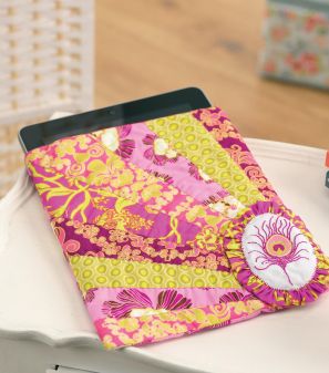 Art Gallery Fabrics Tablet Case