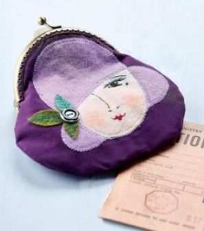 Art deco purse