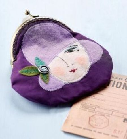 Art deco purse