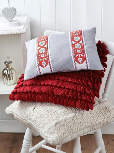 Assisi embroidered cushion