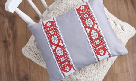 Assisi embroidered cushion