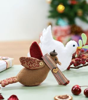 Broderie Anglais White Dove and Embroidered Bird Decorations