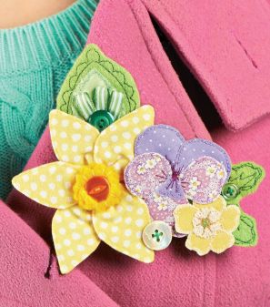 Floral Brooch and Card for Mum