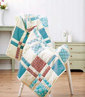 Sew a Disappearing Four Patch Block Quilt