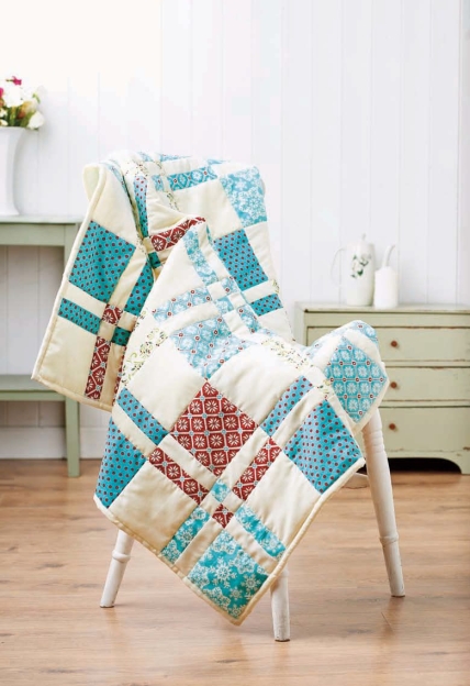 Sew a Disappearing Four Patch Block Quilt