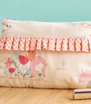 Frilled Make-up Bag
