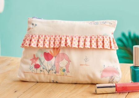 Frilled Make-up Bag