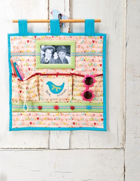 Girl’s Tidy Wall Storage