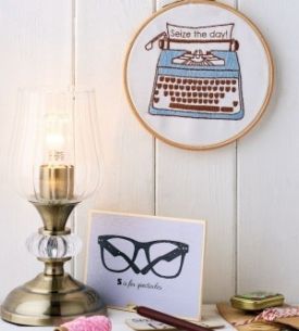 Inspirational embroidery hoop