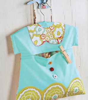 Art Gallery Fabric Dress-shaped Peg and Laundry Bag