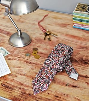 Stitch a Liberty tie