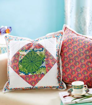 Matching Cushion and Quilt