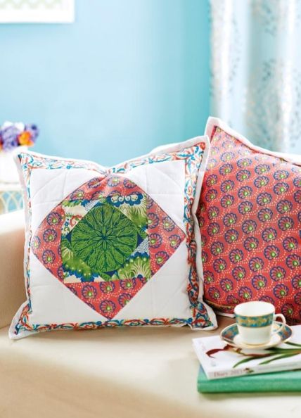 Matching cushion and quilt