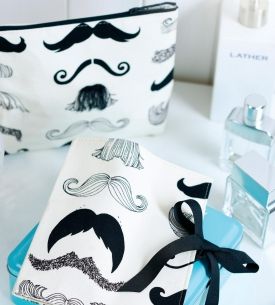 Moustache Printed Toiletry Set Moustache Printed Toiletry Set