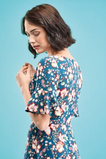 Classic 2025 tea dress