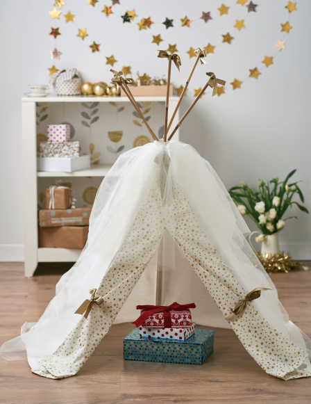 Present Teepee | Gift Storage Sewing Pattern