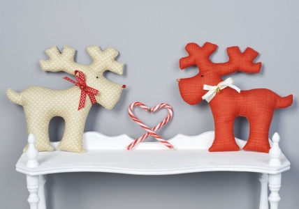 Heirloom reindeer toys