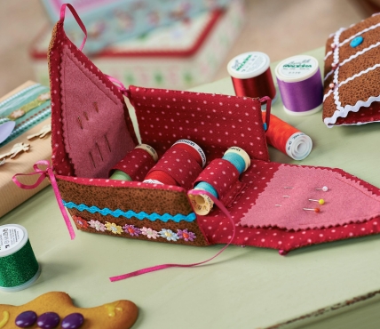 Gingerbread House Sewing Box - Free sewing patterns - Sew Magazine