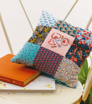 Floral Placemat and Patchwork Cushion Set