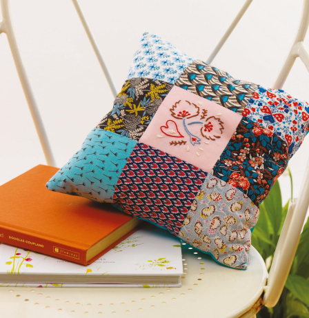 Floral Placemat and Patchwork Cushion Set