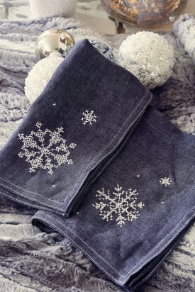 Cross-Stitch Snowflake Napkins