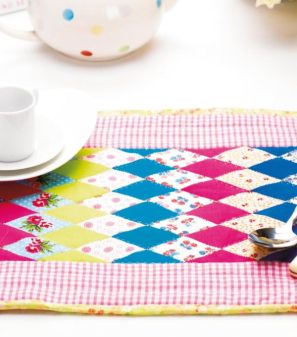 Tray Cloth and Coaster Set