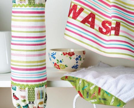 Vintage-themed Kitchen Bag Dispenser Hand and Tea Towel