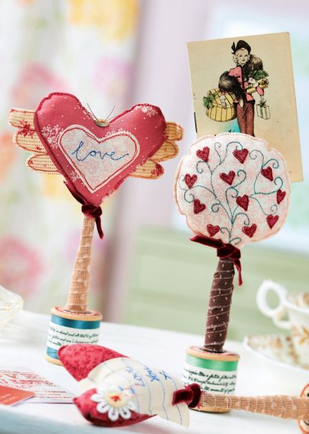 Vintage Heart-shaped Photo Holders