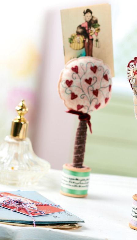 Vintage Heart-shaped Photo Holders
