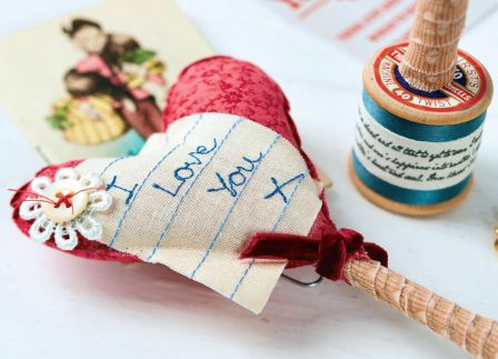 Vintage Heart-shaped Photo Holders