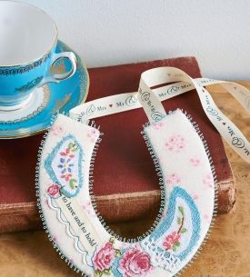 Horseshoe and Heart Wedding Mementos Horseshoe and Heart Wedding Mementos
