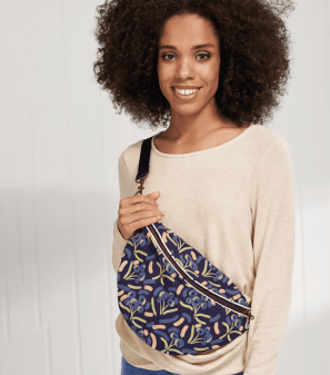 Simple Crossbody Zipped Bag Sewing Pattern