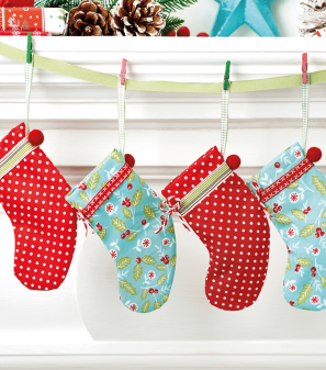 Christmas Stocking Garland Decoration Set Sewing Pattern
