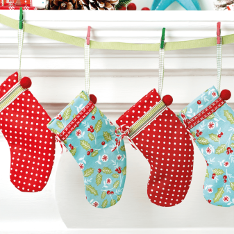 Christmas Stocking Garland Decoration Set Sewing Pattern