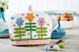 Sew 174 April 23 Tea Cosy