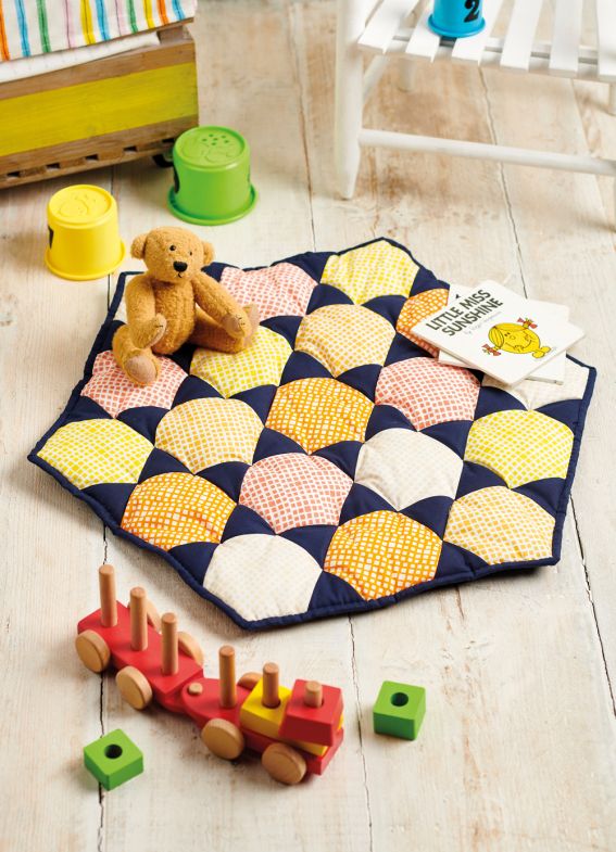 Sew 134 Mar 20 Honeycomb Playmat Sew 134 Mar 20 Honeycomb Playmat