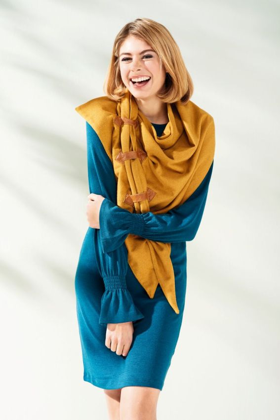 Sew 118 Dec 18 Winter Wrap Sew 118 Dec 18 Winter Wrap