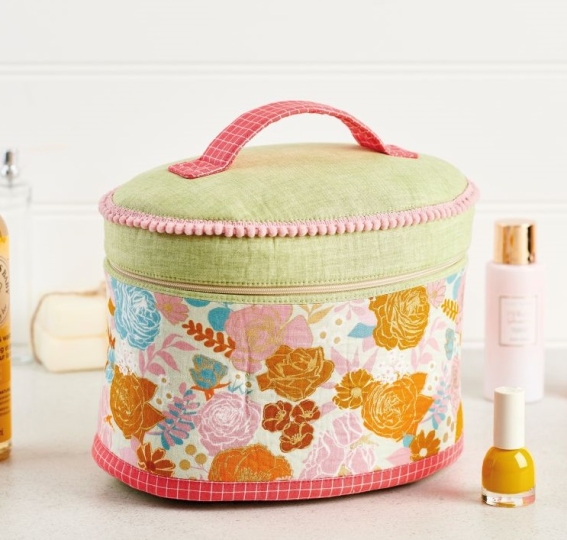 Sew 160 March 22 Floral Vanity Case