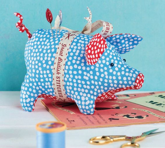 Stitch It May 19 Piggy Pincushion