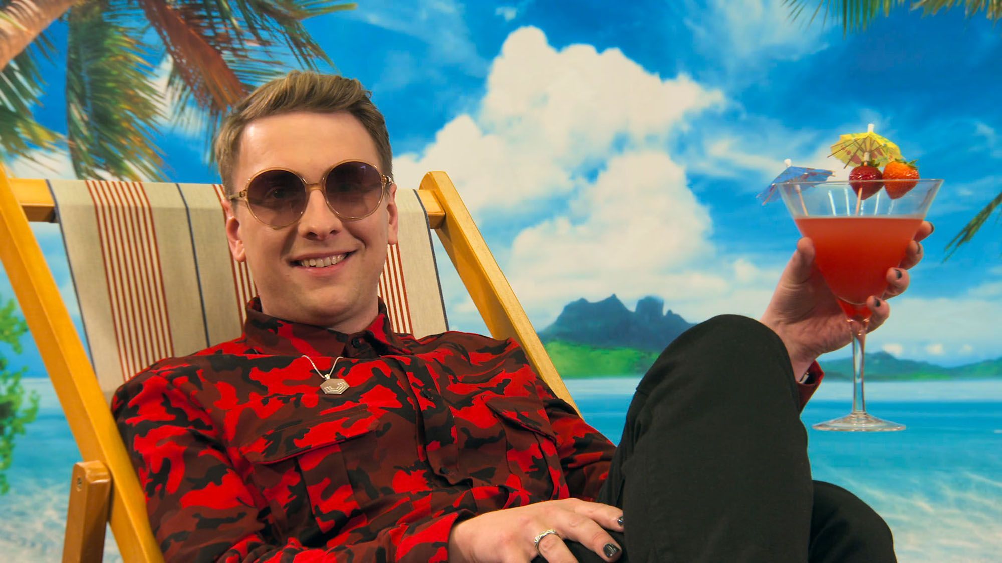 An interview with The Great British Sewing Bee host Joe Lycett Sewing